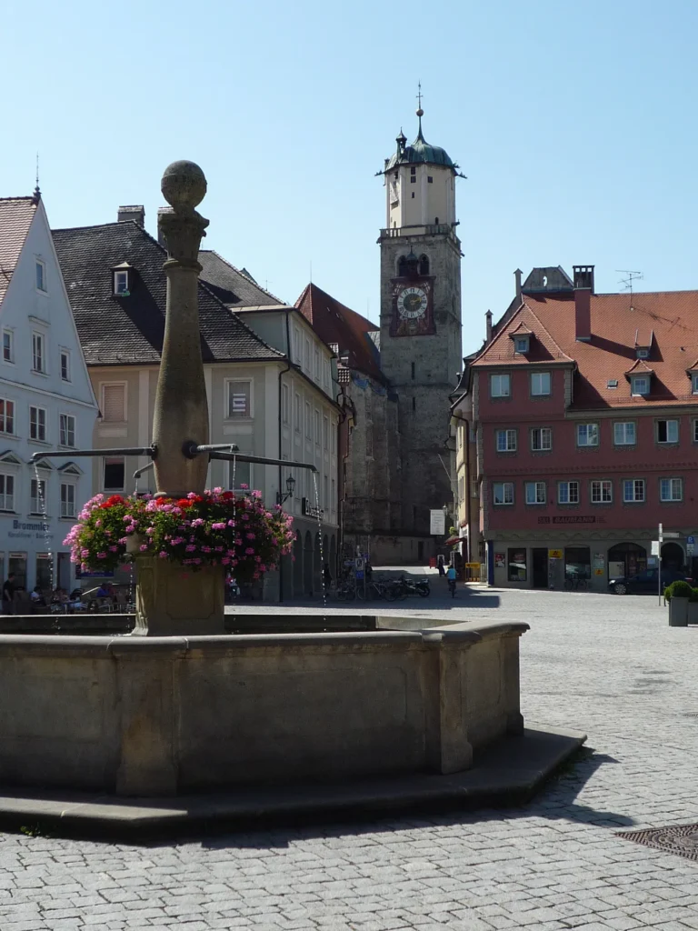 Blick vom Memminger Marktplatz in Richtung St. Martin